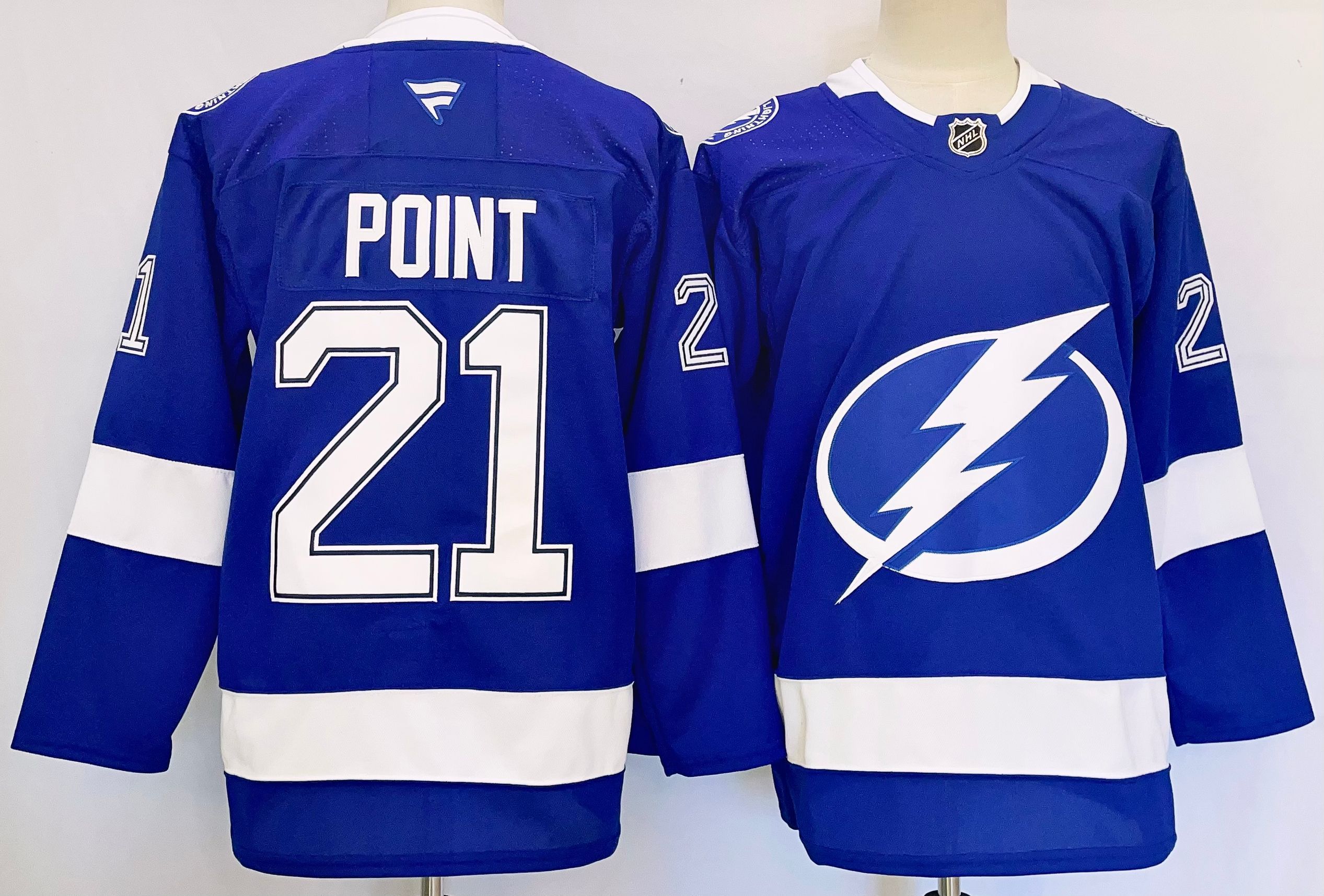 Men Tampa Bay Lightning #21 Point Blue 2025 Home Premier Player NHL Jersey